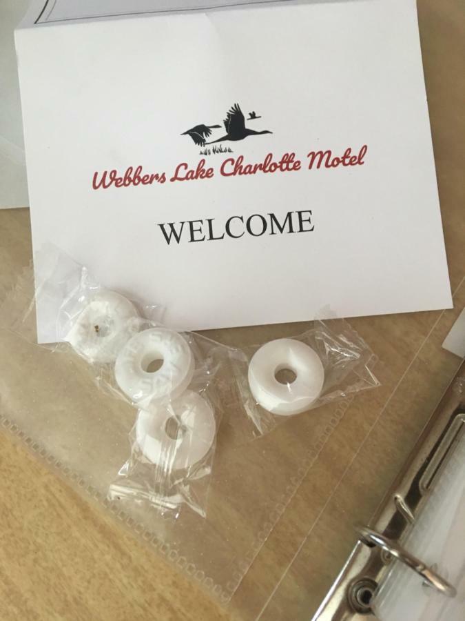 Webbers Lake Charlotte Motel Queen And Double Bed Екстер'єр фото